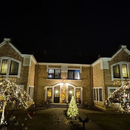 Villa Leonardo Ventspils Esterno foto