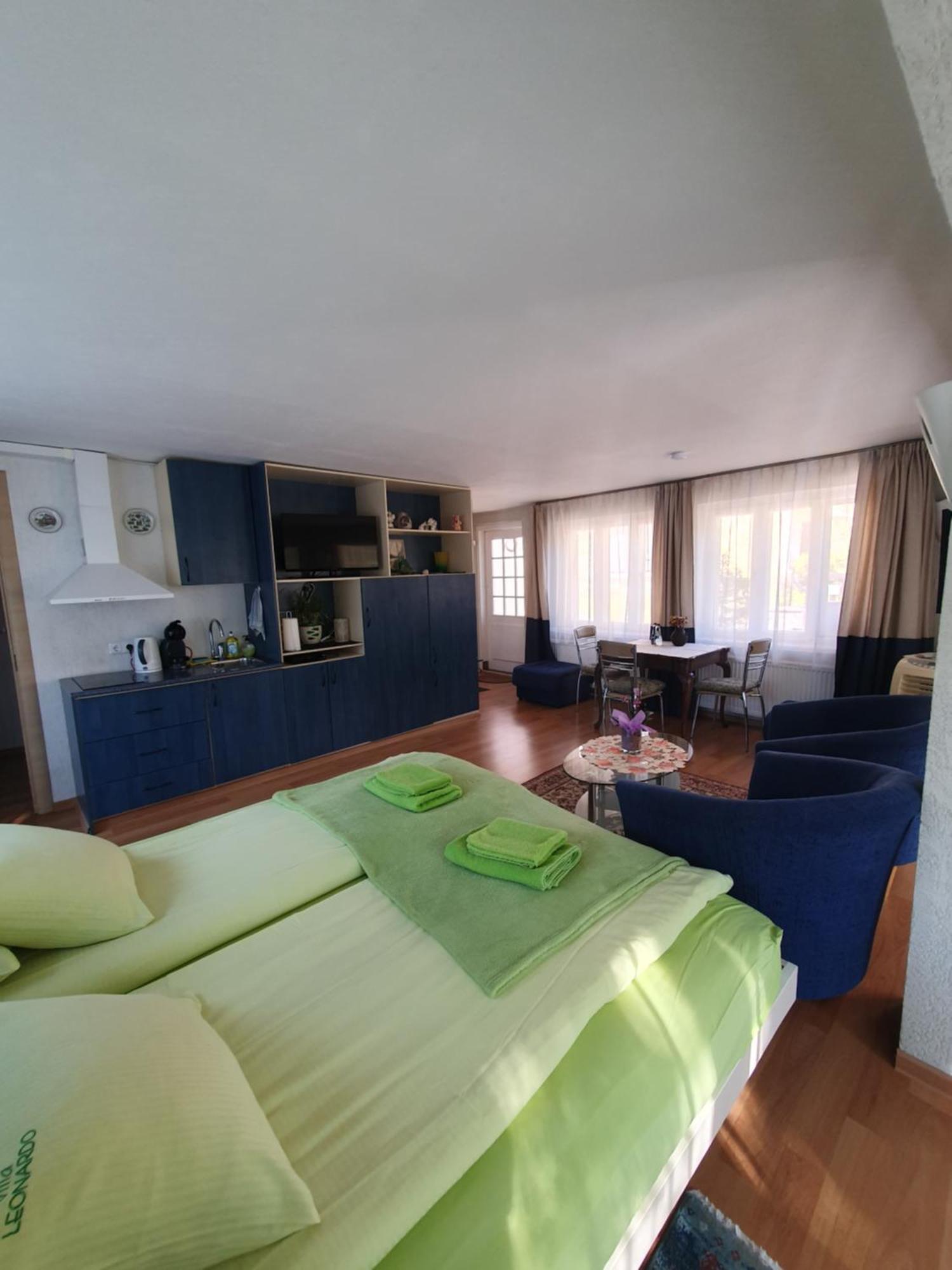 Villa Leonardo Ventspils Esterno foto
