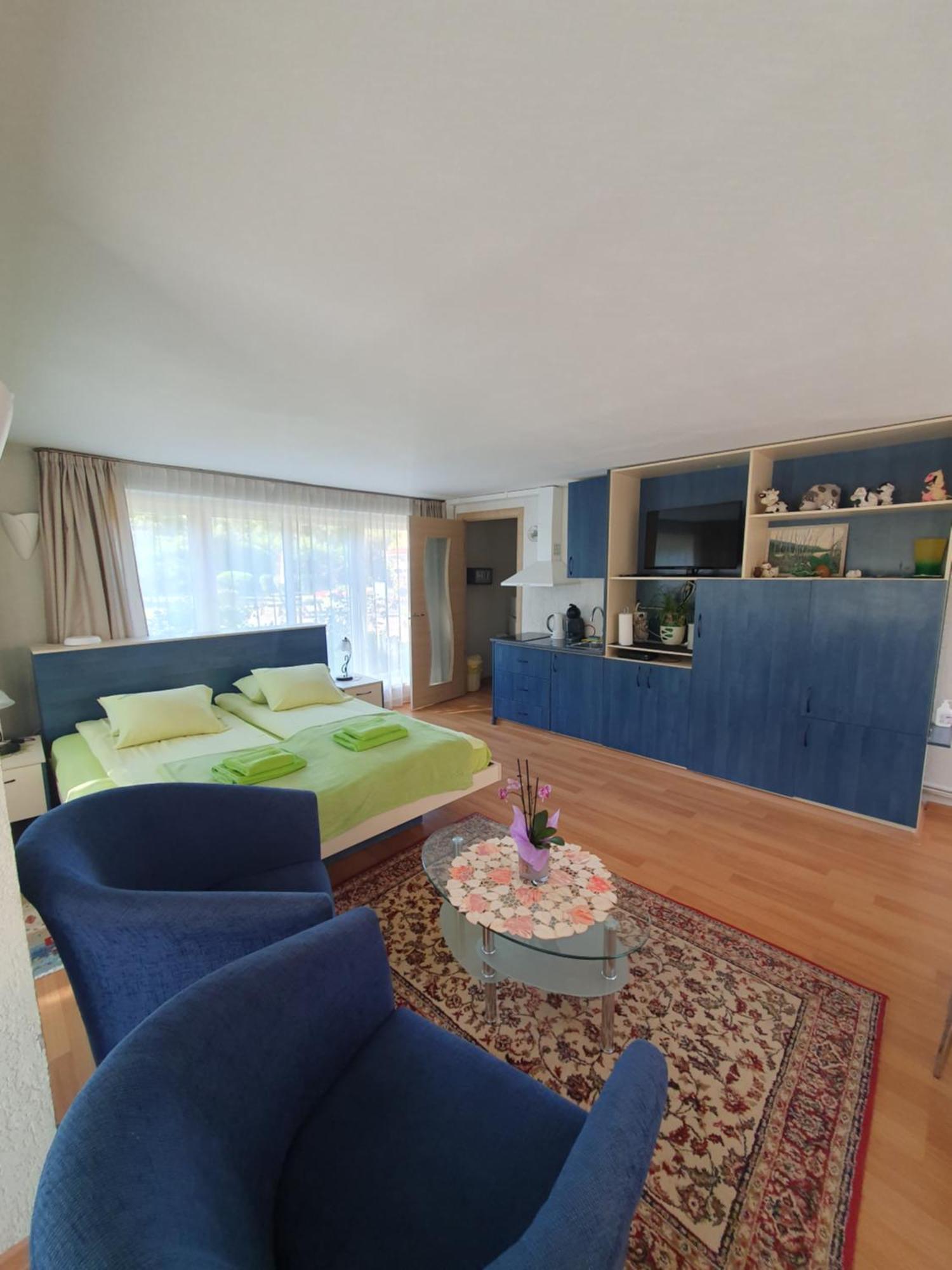 Villa Leonardo Ventspils Esterno foto