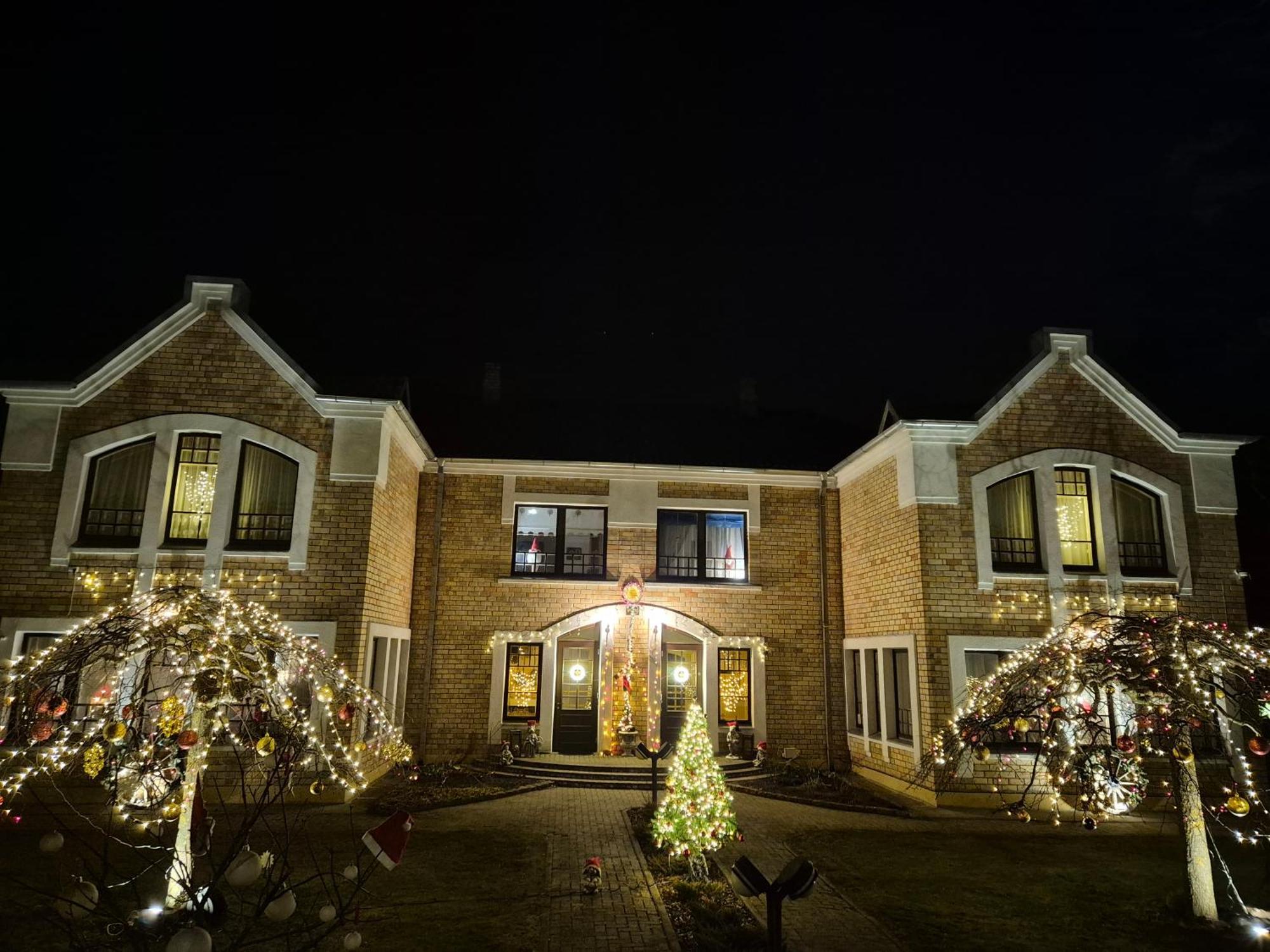 Villa Leonardo Ventspils Esterno foto